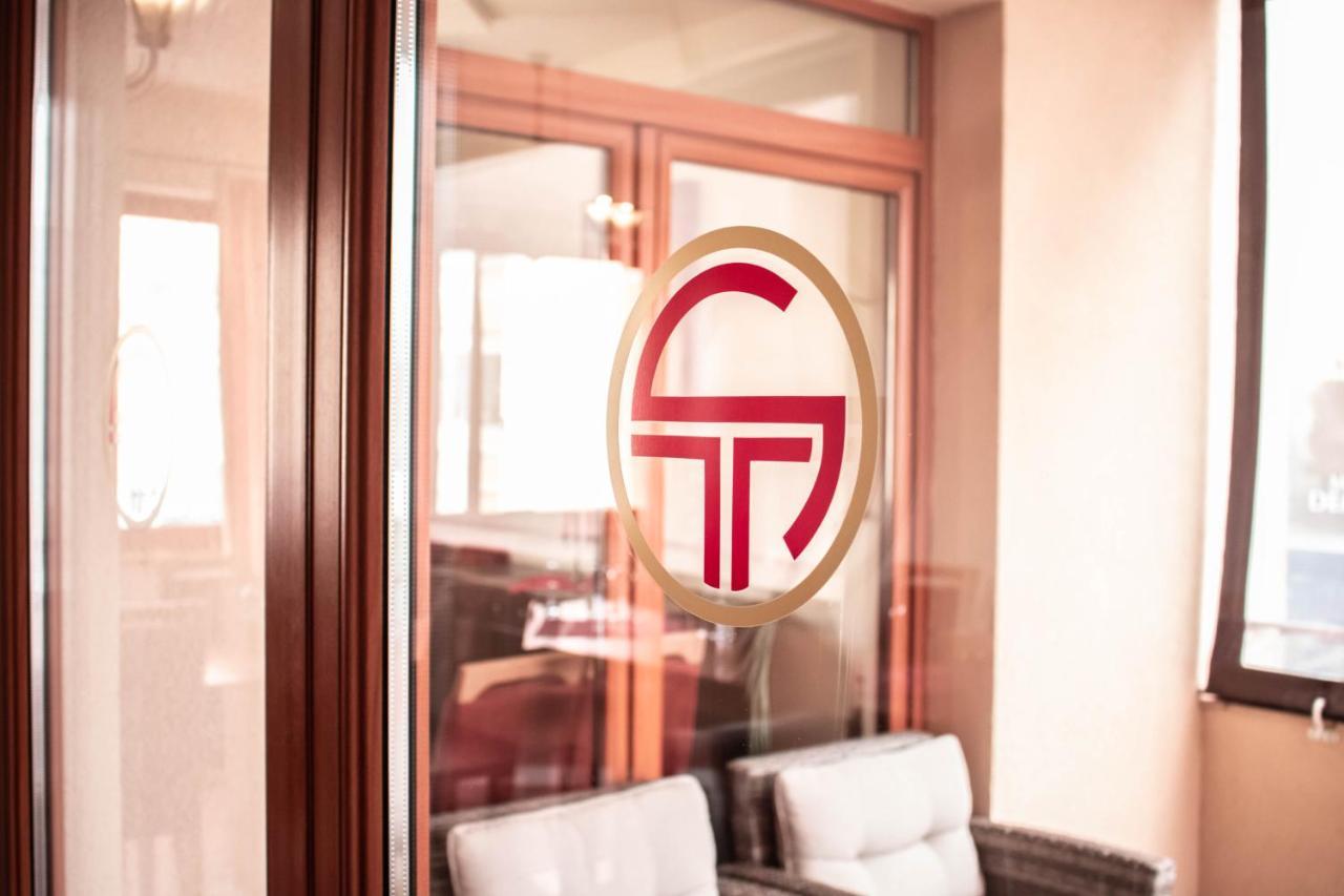 Penzion Tavel Прешов Экстерьер фото